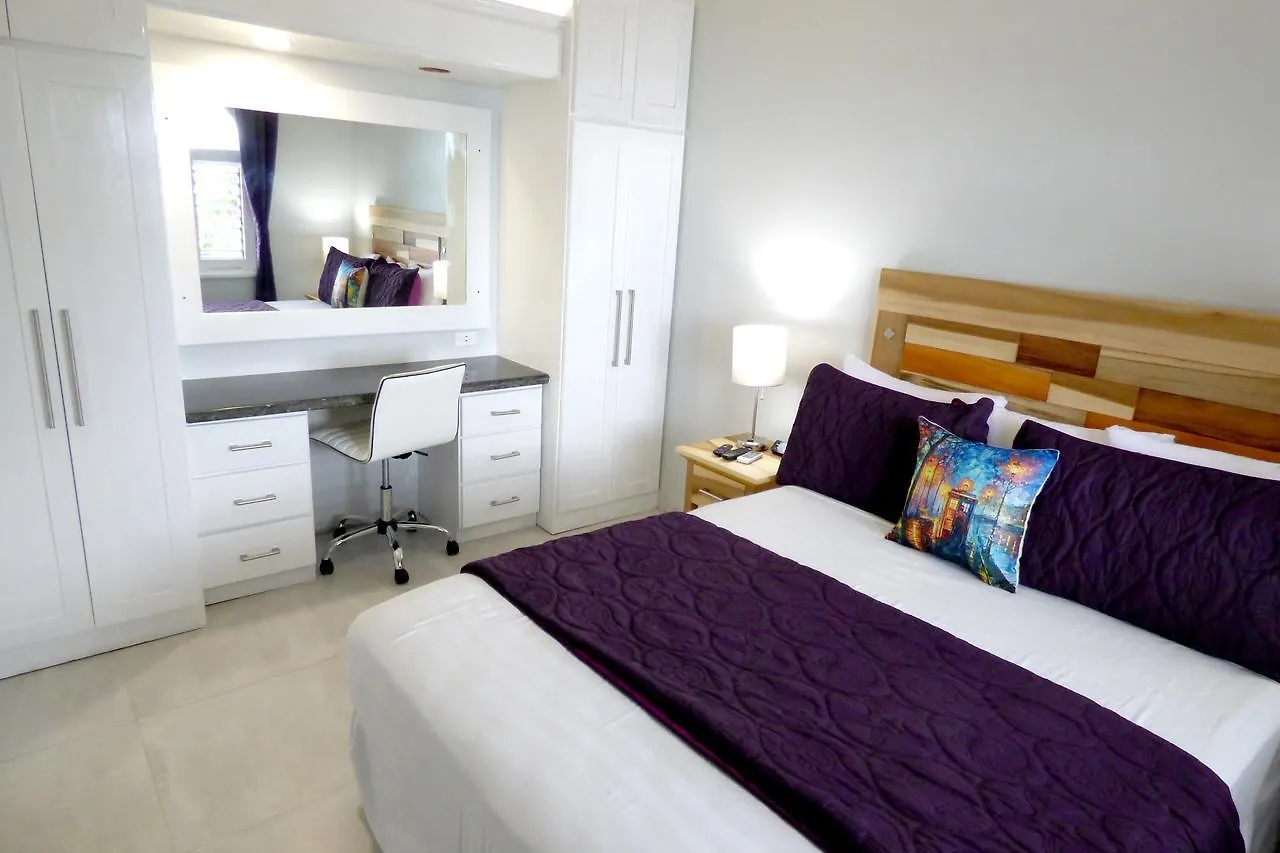 Beach Two Bedroom Loft Suite C29 오쵸 리오스